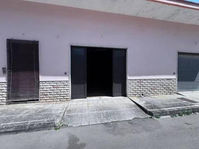 Box in vendita a Puglia, Lecce