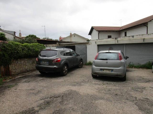 Box in vendita a Puglia, Taranto