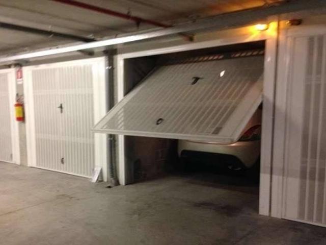Box in vendita a Stezzano, Lombardia