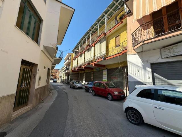 Box in vendita a Striano, Campania