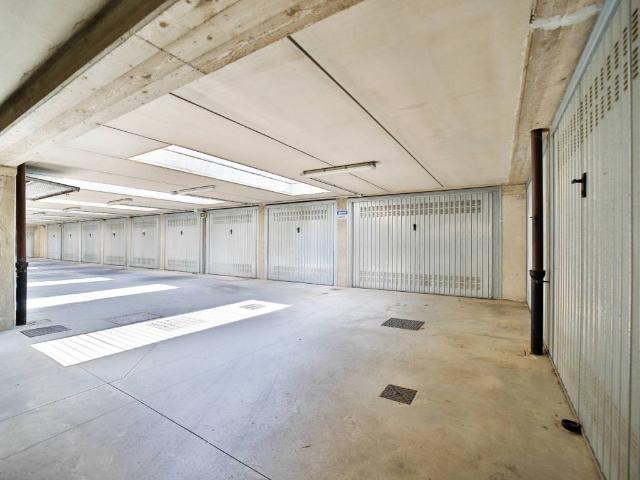 Box in vendita a Sulbiate, Lombardia