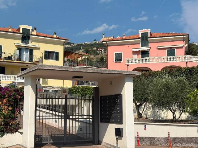 Box in vendita a Taggia