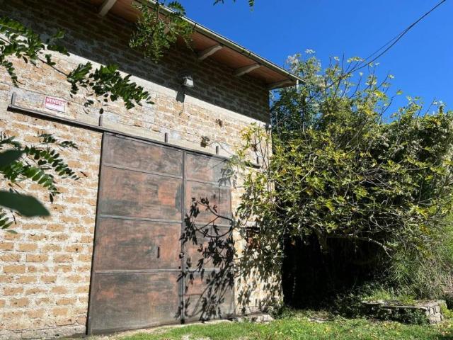 Box in vendita a San Giorgio, Tarano