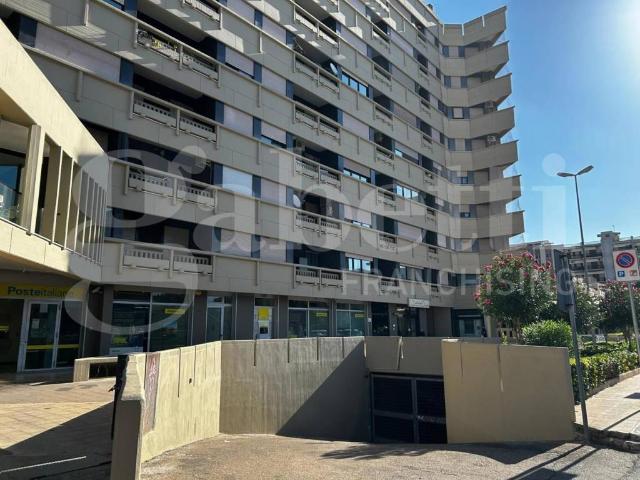 Box in vendita a Puglia, Taranto