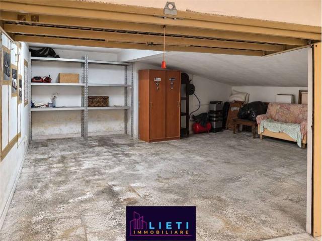 Box in vendita a Puglia, Taranto