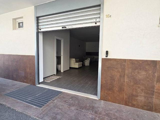 Box in vendita a Puglia, Bari