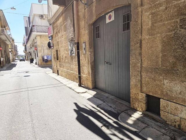 Box in vendita a Terlizzi, Bari