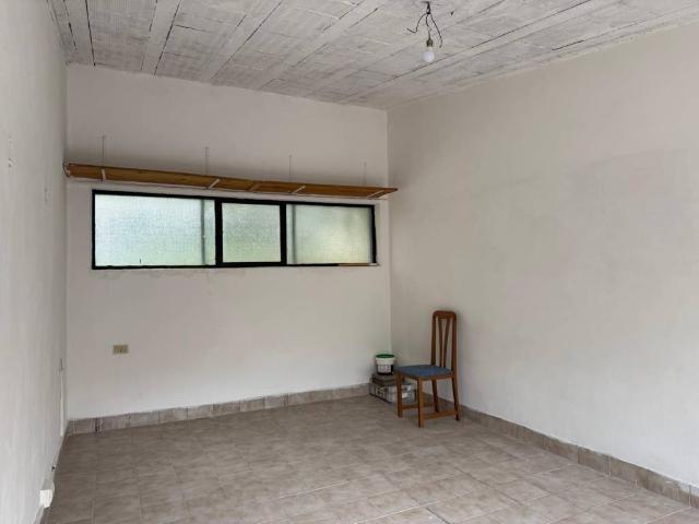 Box in vendita a Borgo Bovio, Terni