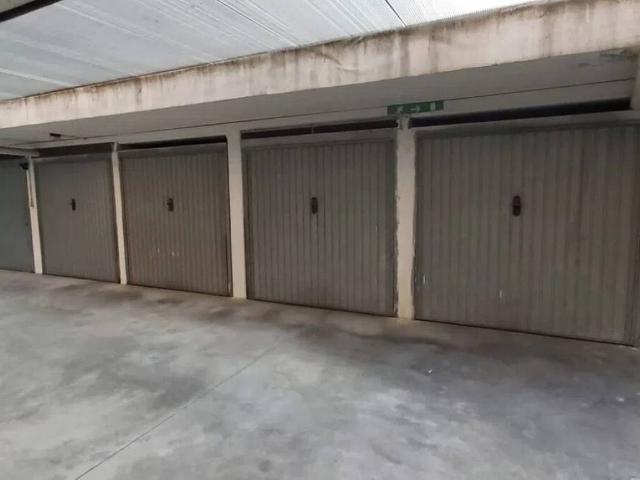 Box in vendita a Città Giardino, Terni