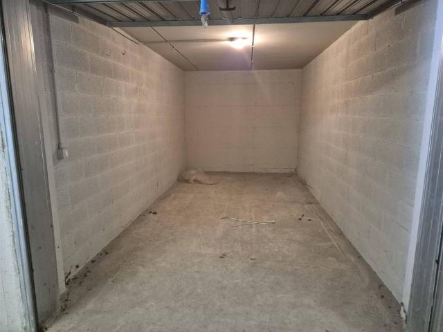 Box in vendita a San Valentino, Terni