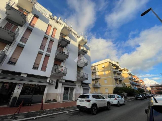 Box in vendita a Terracina, Lazio