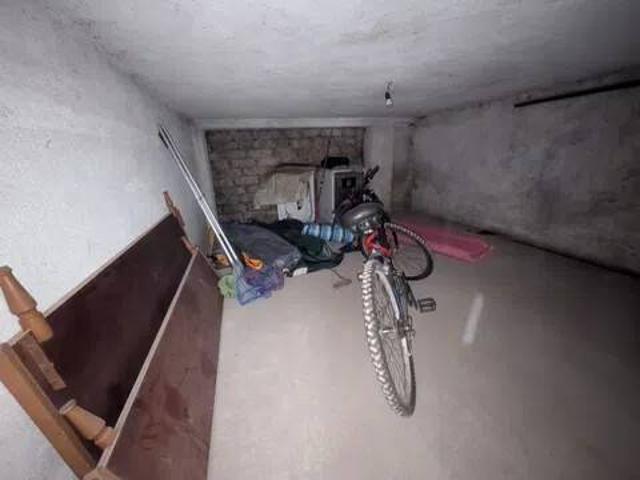 Box in vendita a Terracina, Latina