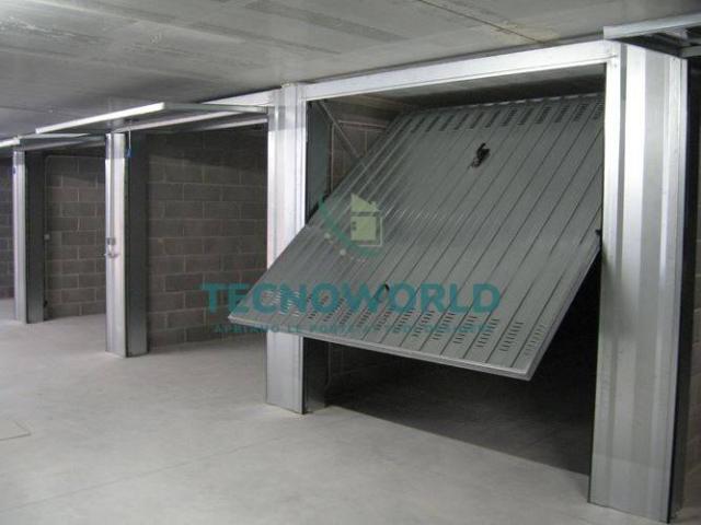 Box in vendita a Centro, Thiene