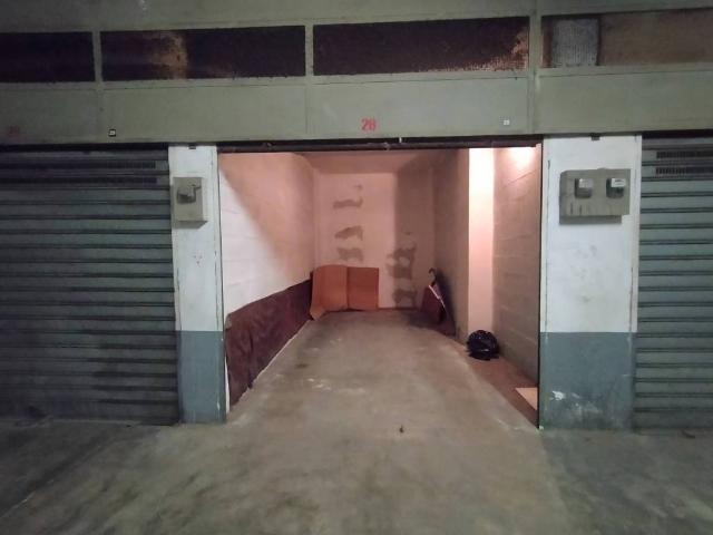 Box in vendita a Vanchiglia, Torino