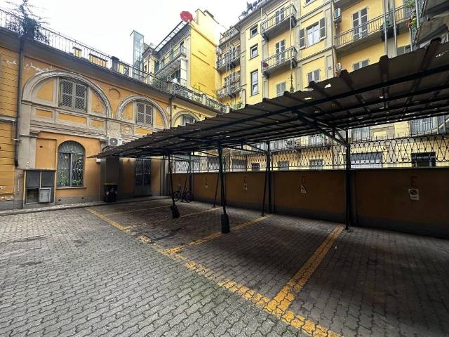 Box in vendita a San Salvario, Torino