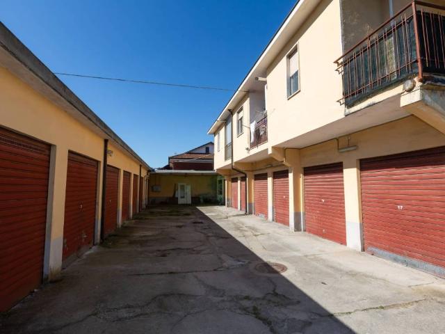 Box in vendita a Bertolla, Piemonte