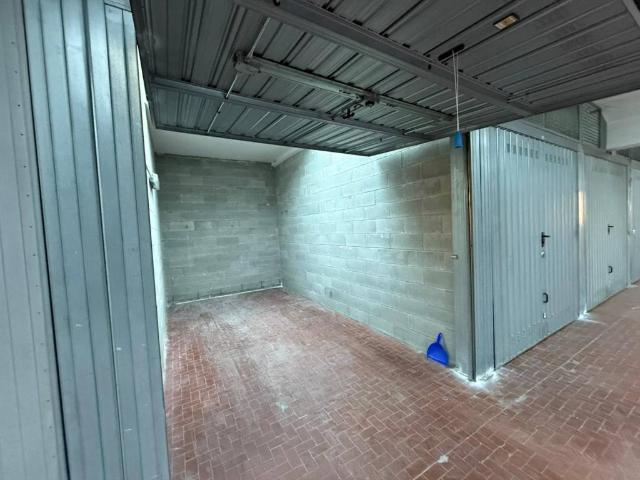 Box in vendita a Circoscrizione 7, Piemonte