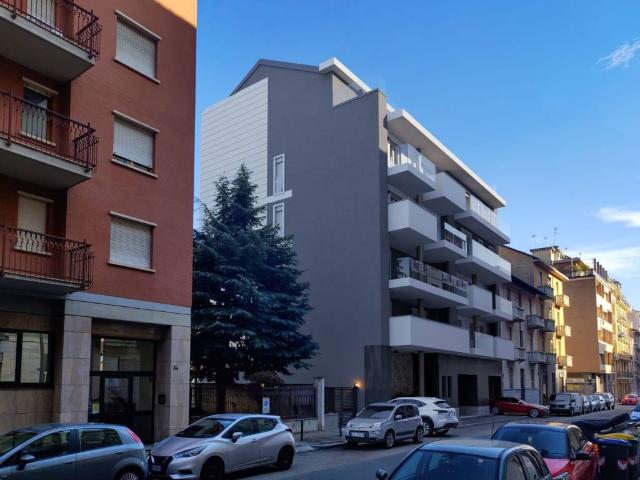 Box in vendita a Santa Rita, Torino