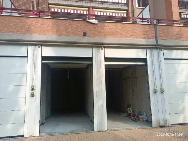 Box in vendita a Circoscrizione 5, Piemonte