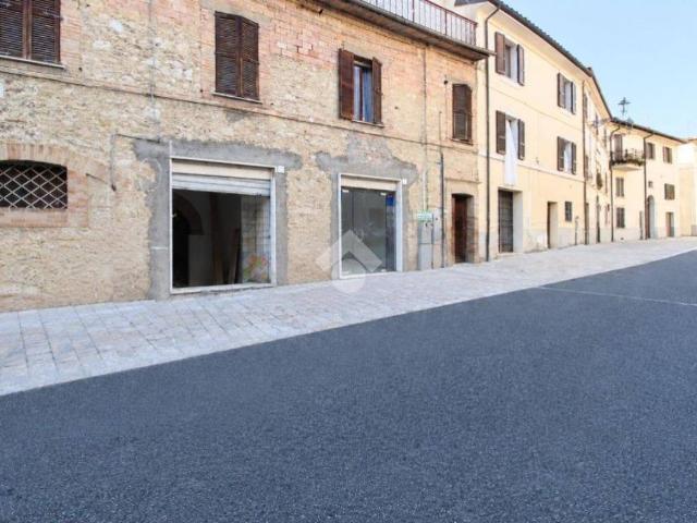 Box in vendita a Torricella in Sabina, Rieti