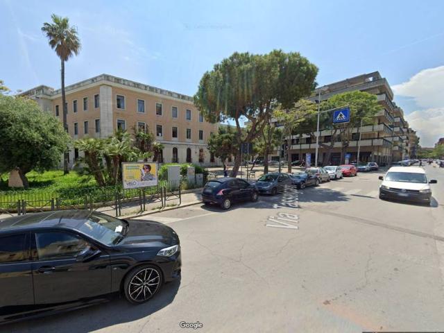 Box in vendita a Trani, Barletta-andria-trani