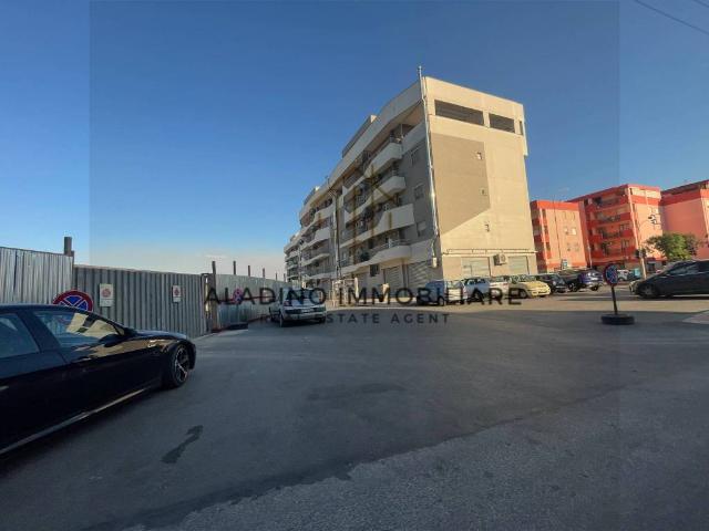 Box in vendita a Trani, Barletta-andria-trani