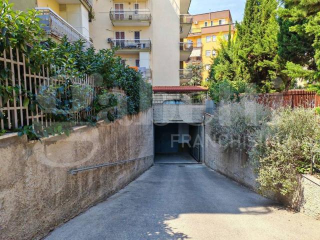 Box in vendita a Puglia, Barletta-andria-trani