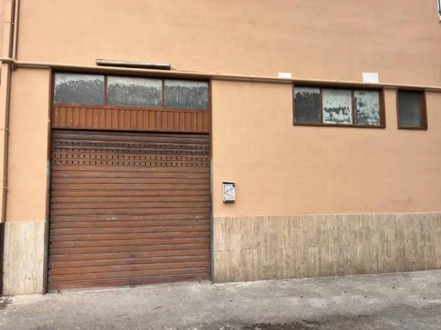 Box in vendita a Puglia, Barletta-andria-trani