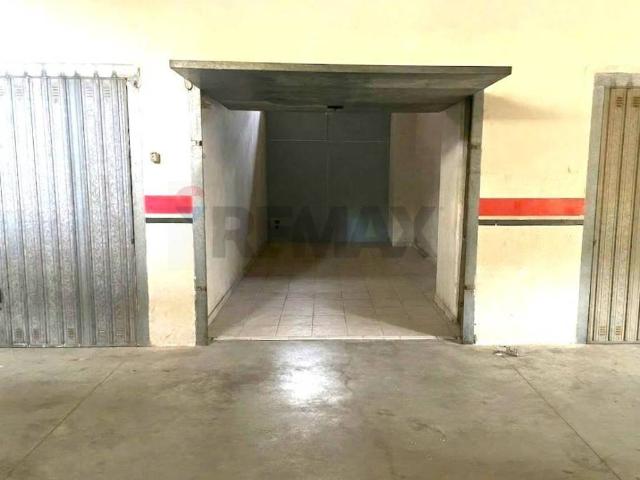 Box in vendita a Puglia, Barletta-andria-trani