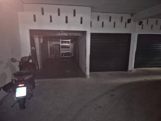 Box in vendita a Puglia, Barletta-andria-trani