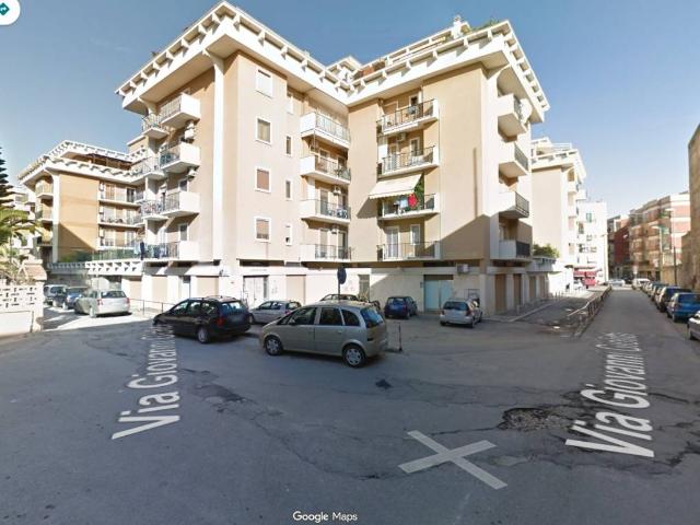 Box in vendita a Trani, Barletta-andria-trani