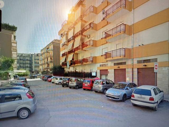 Box in vendita a Puglia, Barletta-andria-trani