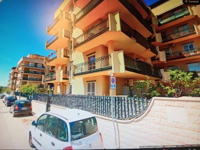 Box in vendita a Puglia, Barletta-andria-trani