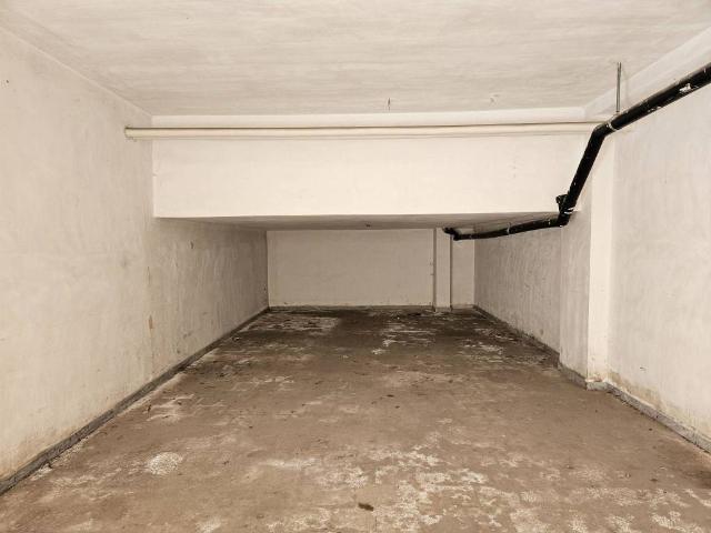 Box in vendita a Puglia, Barletta-andria-trani