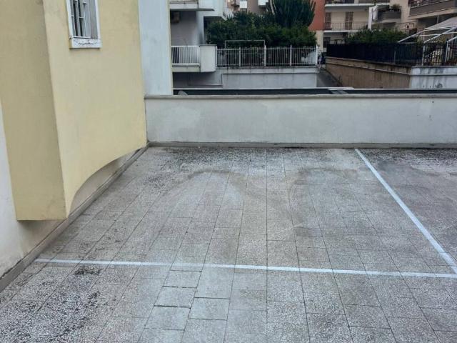 Box in vendita a Puglia, Barletta-andria-trani