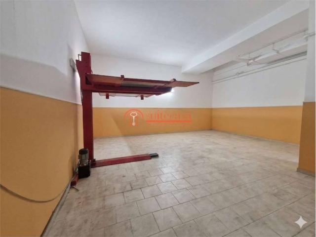 Box in vendita a Puglia, Barletta-andria-trani
