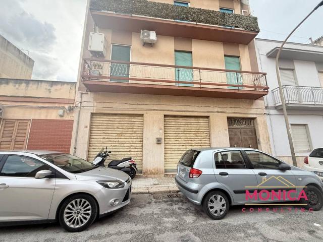 Box in vendita a Trapani, Sicilia