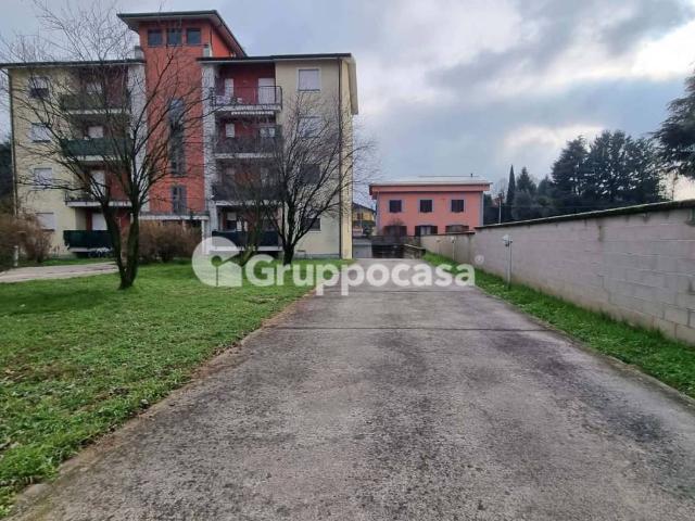 Box in vendita a Piemonte, Novara