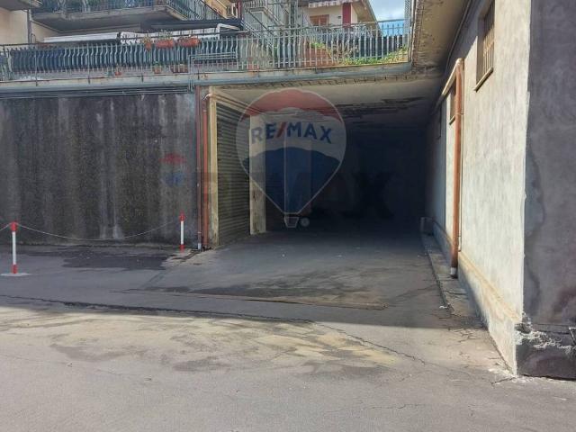 Box in vendita a Piano, Tremestieri Etneo
