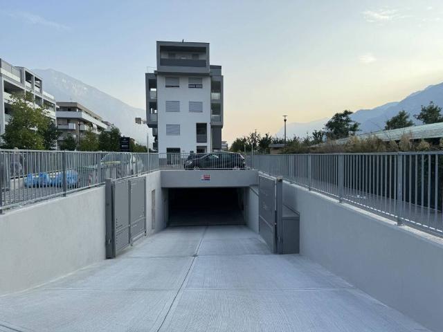 Box in vendita a Territorio Val d'Adige, Trento