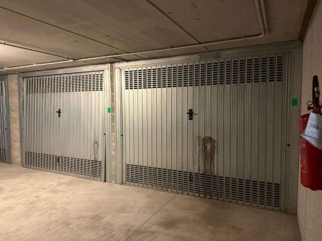 Box in vendita a Treviglio, Lombardia