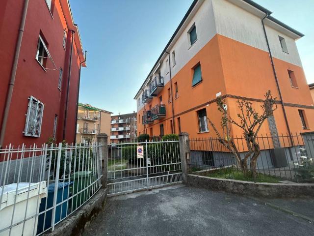 Box in vendita a Treviglio, Lombardia