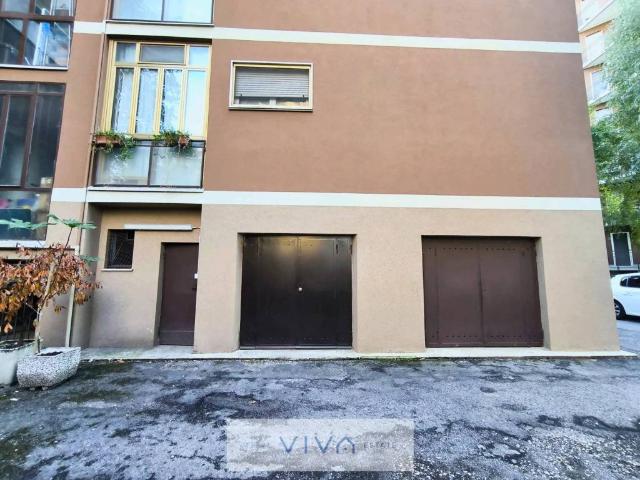 Box in vendita a Quartiere Zingone, Trezzano sul Naviglio