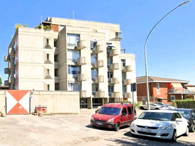 Box in vendita a Zona Industriale Via Giovanni Boccaccio, Trezzano sul Naviglio