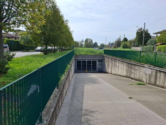 Box in vendita a Concesa, Trezzo sull'Adda