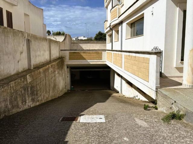 Box in vendita a Puglia, Lecce