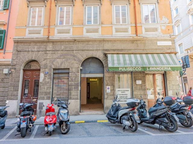 Box in vendita a Città Nuova-Barriera Nuova-San Vito-Città Vecchia, Villa Opicina