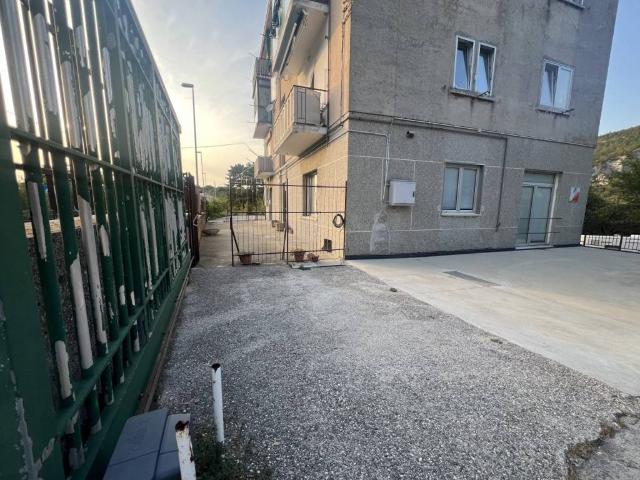 Box in vendita a Melara, Trieste