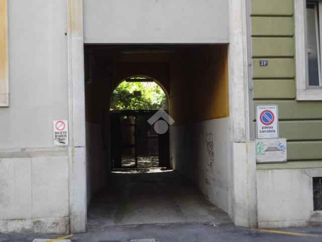 Box in vendita a Città Nuova-Barriera Nuova-San Vito-Città Vecchia, Villa Opicina