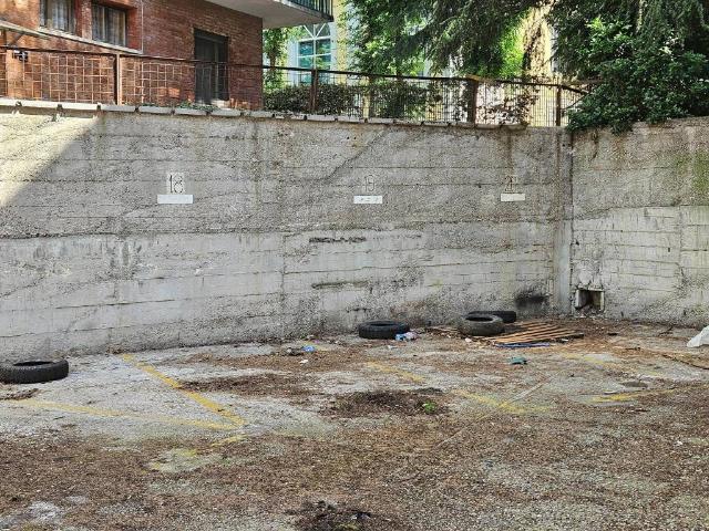 Box in vendita a San Giovanni-Chiadino-Rozzol, Villa Opicina